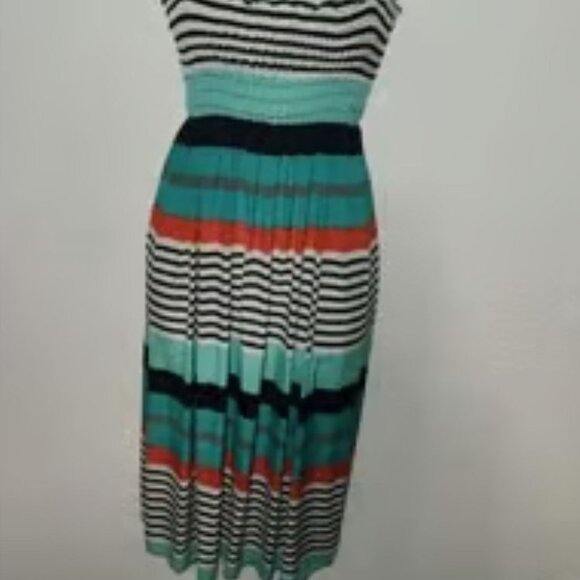 Romantic Sini ***stylish sleeveless dress in size XL - Picture 7 of 11